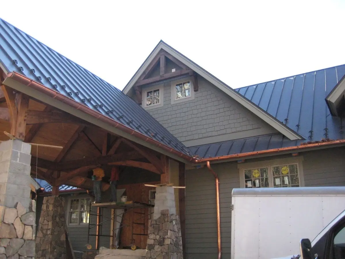 Craftsman Roofing team delivering quality roofing work in Wincoma